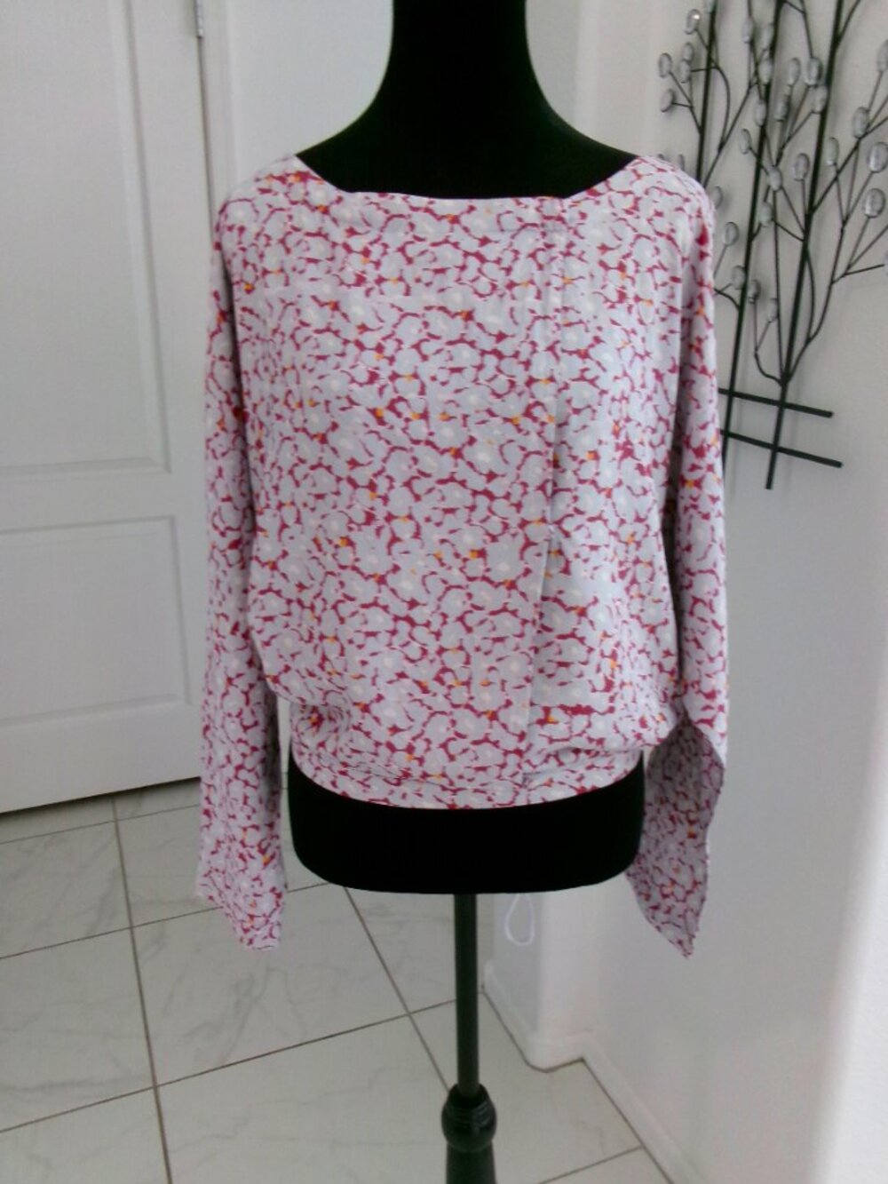 Joie MARIELLE Silk Blend Long Sleeve Lightweight Abstract Print Blouse Dolman M